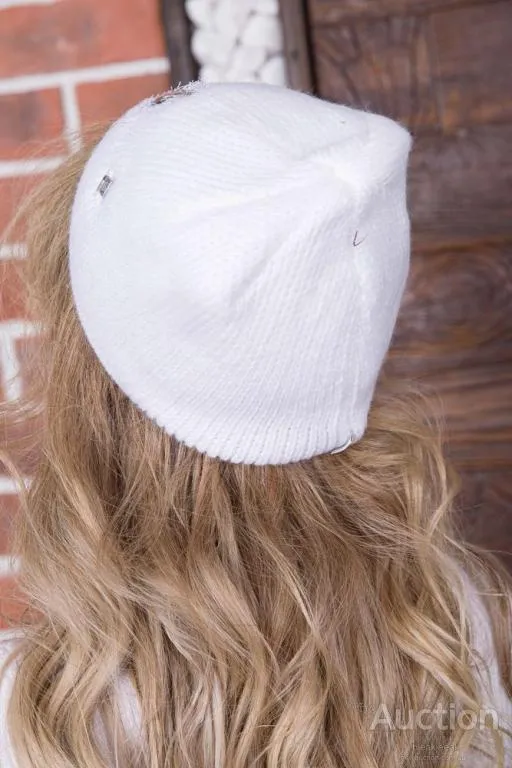 Женская шапка белого цвета, со стразами, 167R7787 З аукціону
