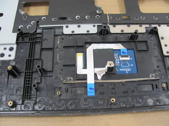 830-3 Кришка панель палмрест та тачпад BA75-03333A  для  SAMSUNG  NP700 NP700G7A 700G  оригінал Торговий майданчик