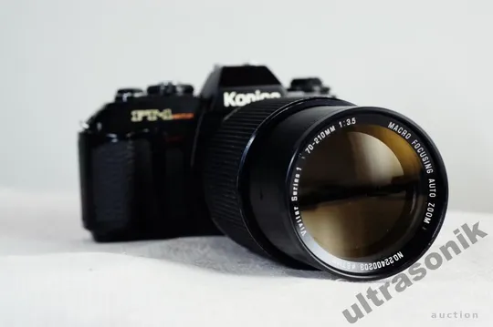 Купити Konica AR телеобъектив Vivitar Series 1 70-210mm/3.5 Macro Ф67mm