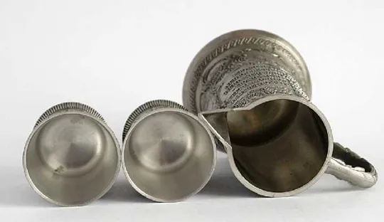 Олов'яний глечик і 2 келихи Lindenwirtin Німеччина З аукціону