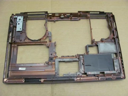 Купити 555-1 Кришка дно піддон корпуса 6-39-W8703-011 для Clevo W87CU оригінал