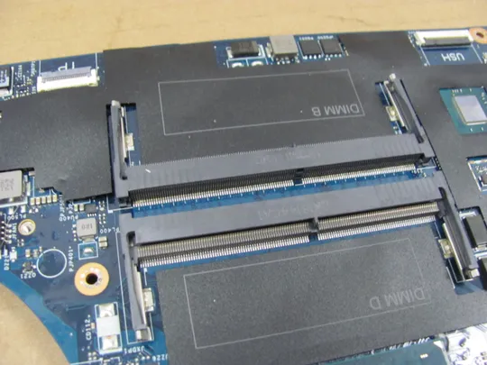 843-16 материнська плата SR3Z1  i5-8400H DAP10 LA-F591P для Dell Precision 7530 7540 M7540  оригінал Де купити