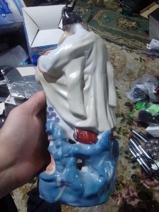 Купити статуетка.