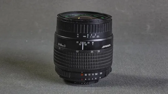 Купити зумобъектив Sigma (Quantaray) NF AF 28-80mm f/3.5-5.6 MC Ф55мм байонет Nikon F