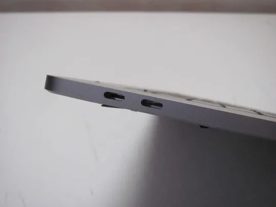 4294 корпус APPLE  НІМЕЧЧИНА Інтернет-аукціон