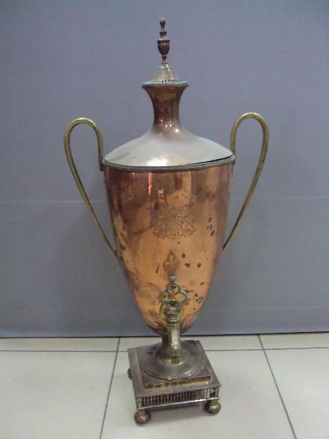 Самовар кубок ваза герб ORA LABORA ET бульотка медь, латунь высота 60,5 см, диаметр 19,1 см №13935 Ціна