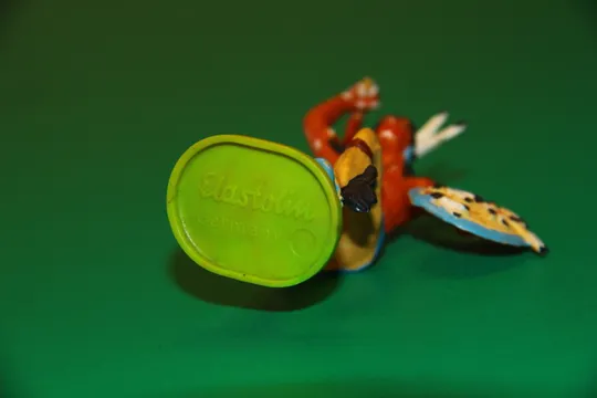 ІНДІАНЕЦЬ З ТОМАГАВКОМ 6816 индеец ELASTOLIN 70мм ФРГ З аукціону