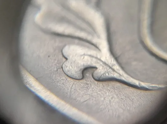 (5482) 25 копійок 1994 1ББм розкол на аверсі від канту через лівий нижній листок до тризуба (25 копеек 1994 1ББм брак) Продаж