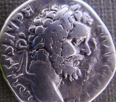 Древнеримская монета Зевса Юпитера Культ Септимий Северус 193-211 гг. Серебряный денарий npt240 Ціна