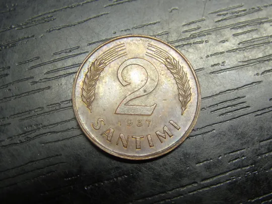2 сантима Латвія 1937 рідкісна Ціна