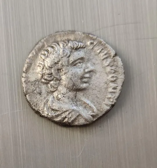 Монета Рима-Предметы предсказателя будущего в Древнем Риме-авгура, серебро, 205 год н.э. sg771 Ціна