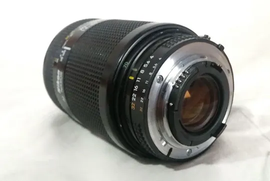 Об&#039;єктив Nikon AF телеобъектив Nikkor 70-210mm 1:4-5.6 Japan Ф62мм Вживане Продаж