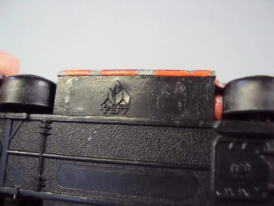 машинка формула Porsche 19 bilstein M.C. TOY размер 7,5 х 2,5 см №10842 Характеристики