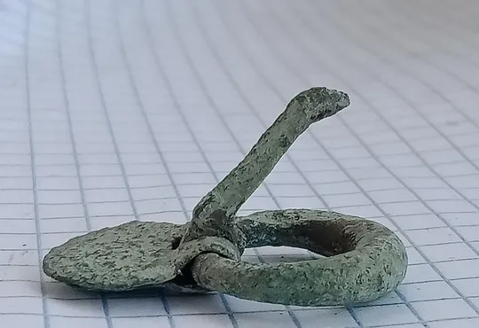 Древняя пряжка Рим или Чк в сохране bt653 (Стародавня пряжка Рим або Чк у збереженні bt653) З аукціону