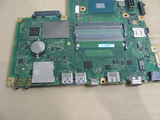 661-20 материнська плата CP714671-01 CP702445-X3 SR2FU  i7-6820HQ для  Fujitsu Celsius H760 H770 оригінал Продаж