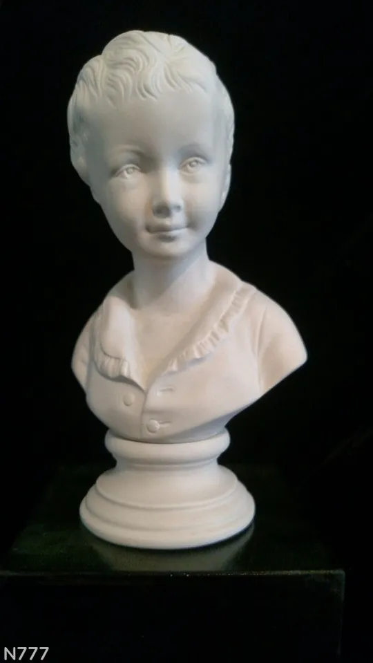 Купити Гіпсовий бюст хлопчик Александр Броньяр