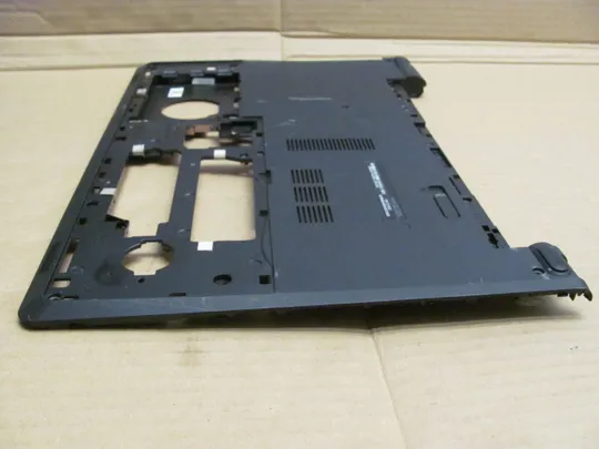 номер0201-1  Кришка, дно, піддон корпуса,Нижний корпус (дно) для ноутбука   Низ, дно, поддон,Нижняя часть AP1AP000A00 для   Dell Inspiron 15-5558, 5758 оригінал З аукціону