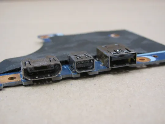 Купити 631-5 плата USB Mini DP HDMI 0VYD98 для Dell Precision 7510 оригінал