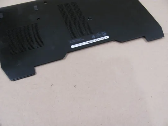 649-4 сервісна кришка 0027N9 AM0AY000410 для Dell Latitude E6410 оригінал З аукціону