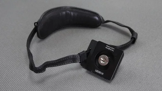 Быстросъемное крепление на штитив Heningbone H100501 + коженная ремень-захват для цифровой DSLR каме Ціна