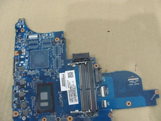 №360-20 материнська плата 6050A2723701 852724-601  i3-6100U для HP 640 G2, 650 G2 оригінал Продаж