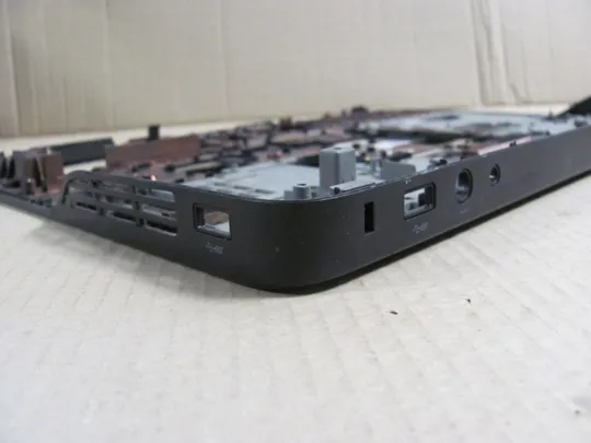 42-2 Кришка дно піддон корпуса  0PP7MV EAGM6008010  для DELL XPS 15 L501X L502X оригінал На торгах