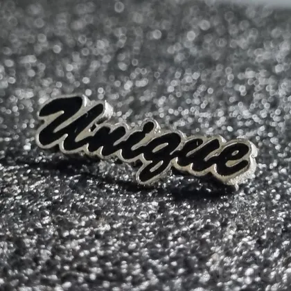 фото, Брошь Напис "Unique"