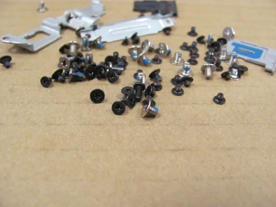 353-7 комплектуюче гвинти для Dell Latitude 5510 5511 5400 5401 5410 5411 Precision 3550 3551  оригінал Продаж