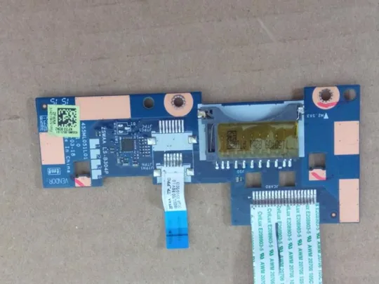номер0315-18 Плата тачпада CARD READER LS-B304P NBX0001LP00 для TOSHIBA SATELLITE C50 C55 L55 оригінал З аукціону