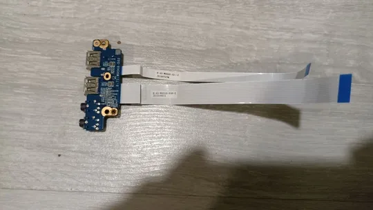 Плата USB AUDIO з ноутбука TERRA MOBILE 1513A 6-71-W95K8-D02 з шлейфами Ціна