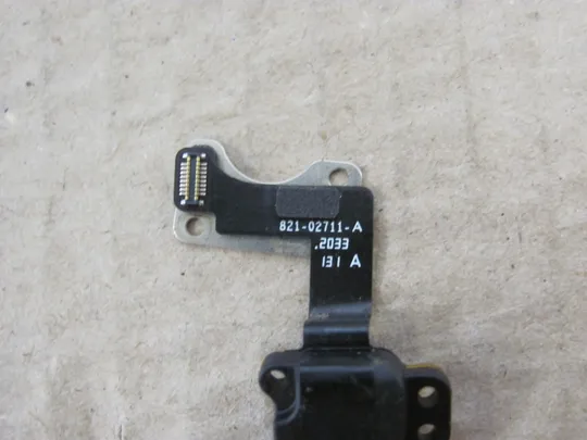 65-18 AUDIO роз&#039;єм 821-02711-A  для  APPLE MACBOOK PRO 13 оригінал З аукціону