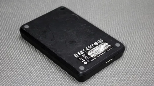 Купити 1Tb внешний жесткий диск HDD Toshiba Canvio Basics V63700-C p/n:HDTB110EK3AA External Black USB 3.0