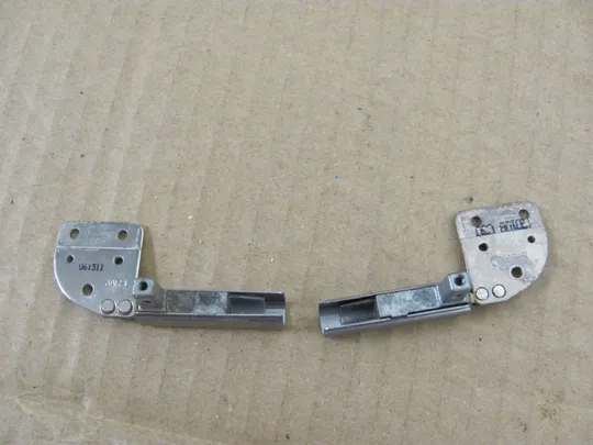 №27-10 петлі кріплення для DELL LATITUDE E6420 оригінал в хорошому стані Ціна