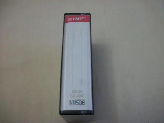 Видеокассета EMTEC . Для Видеокамера  VHS C . HIGH GRADE . Compact Video Cassette . Де купити