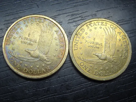 Купити 1 долар 2001 США (два різновиди)