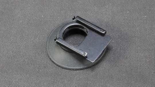 Купити Наглазник резиновый с металлическим каркасом для пленочных зеркальных камер Contax