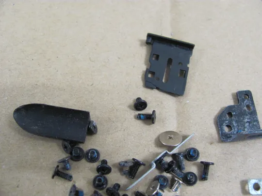 Купити 584-18 комплектуюче гвинти для Dell LATITUDE E5570  оригінал