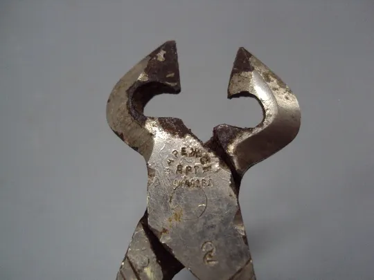 Щипцы для колки сахара кусачки сердечко Артель имени Чехова длина 10 см №15666 в Україні