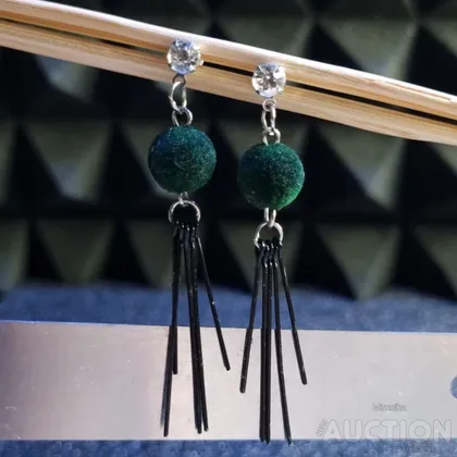 фото, Стильні сережки цвяшки