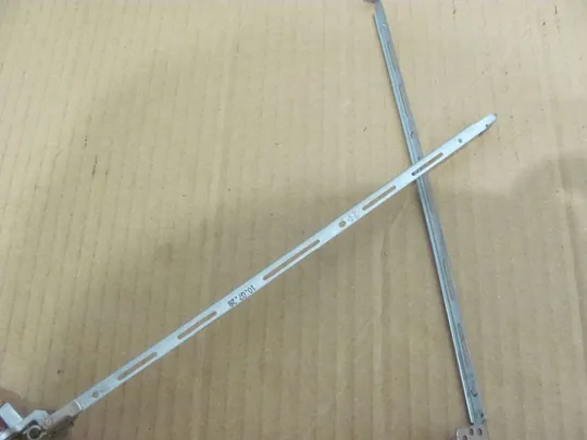 номер0324-28 кріплення Фіксатор Скоби Закріплювач Механізм з&#039;єднання fastening з петлями для DELL E5510 оригінал З аукціону