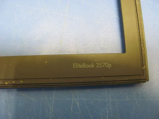 номер0117-5 рамка для матриці 6070B0585901 685411-001 для HP ELITEBOOK 2570P оригінал З аукціону