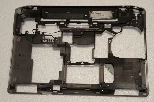 Купити Низ корпуса (поддон) з ноутбука DELL Latitude E6420 093DRK AM0FF000200