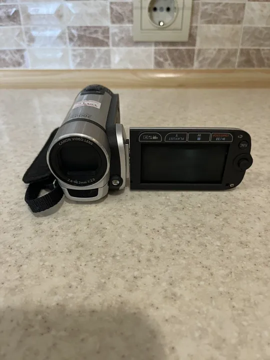 Видеокамера Canon Legria FS306 Silver Де купити