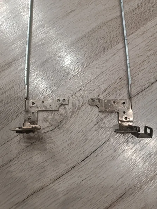 Купити Петлі матриці Lenovo G40-30 P/N:AM0TG000120,AM0TG000220