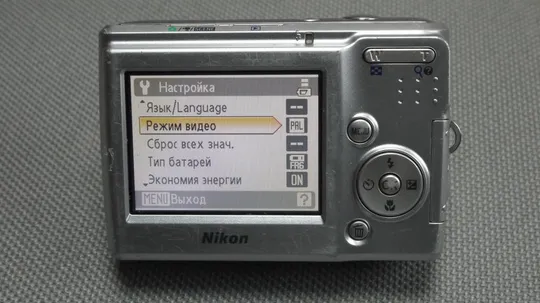 Цифровой фотоаппарат Nikon Coolpix L14 7.1Mpix Вживане Де купити