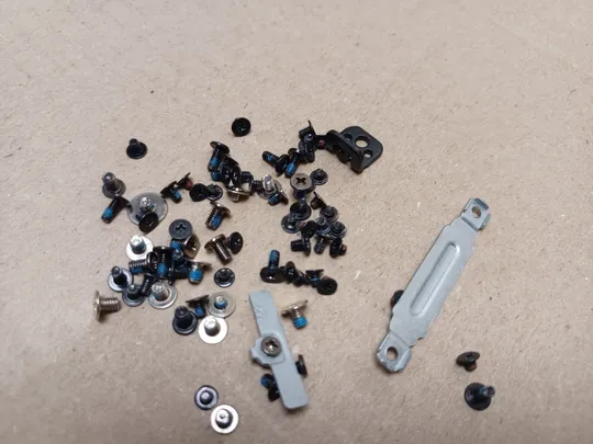 номер1062-21 комплектуюче кріплення гвинти для Dell Latitude 5500 5501 5510 5511 Precision 3540 3541 3551  оригінал З аукціону