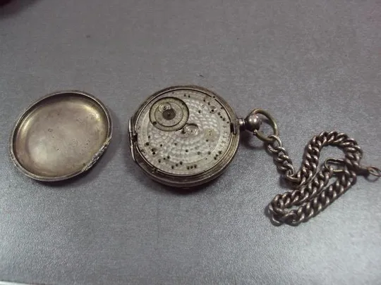 Карманные часы echappement a ancre Qualite Robert серебро 84 проба с цепочкой вес 122,9 г №9513 З аукціону