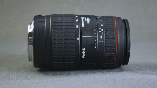 Об&#039;єктив Canon EF, EF-S телеобъектив Sigma 70-300mm 1:4-5.6 DL Macro Super MC Ф58mm Japan Вживане Де купити
