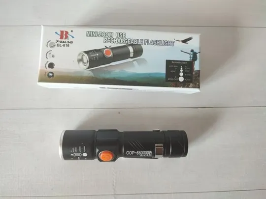 Фонарик bl-616-t6 заряжается от microusb Ціна