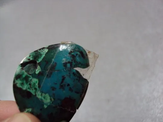 Камень хризоколл для ювелирных изделий вес 4 г размер 4 х 29,5 х 22,5 мм №13289 Інтернет-аукціон